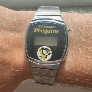 Pittsburgh Penguins digital watch